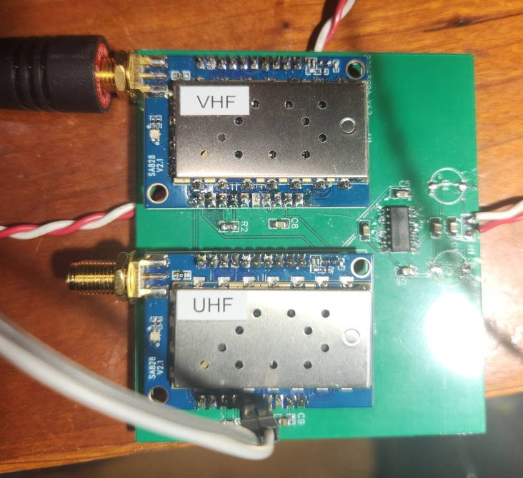 Custom SA818 cross-band repeater